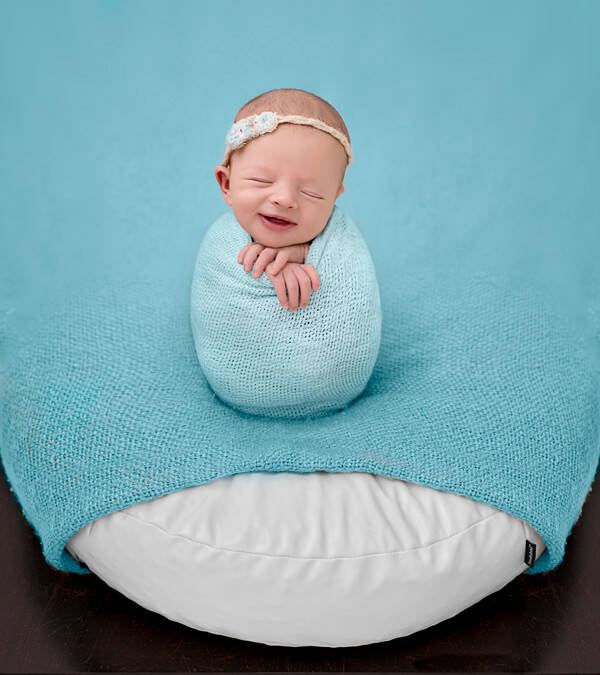 Props for Newborn Photography: 7 Essential, Beginner-Friendly and Safe